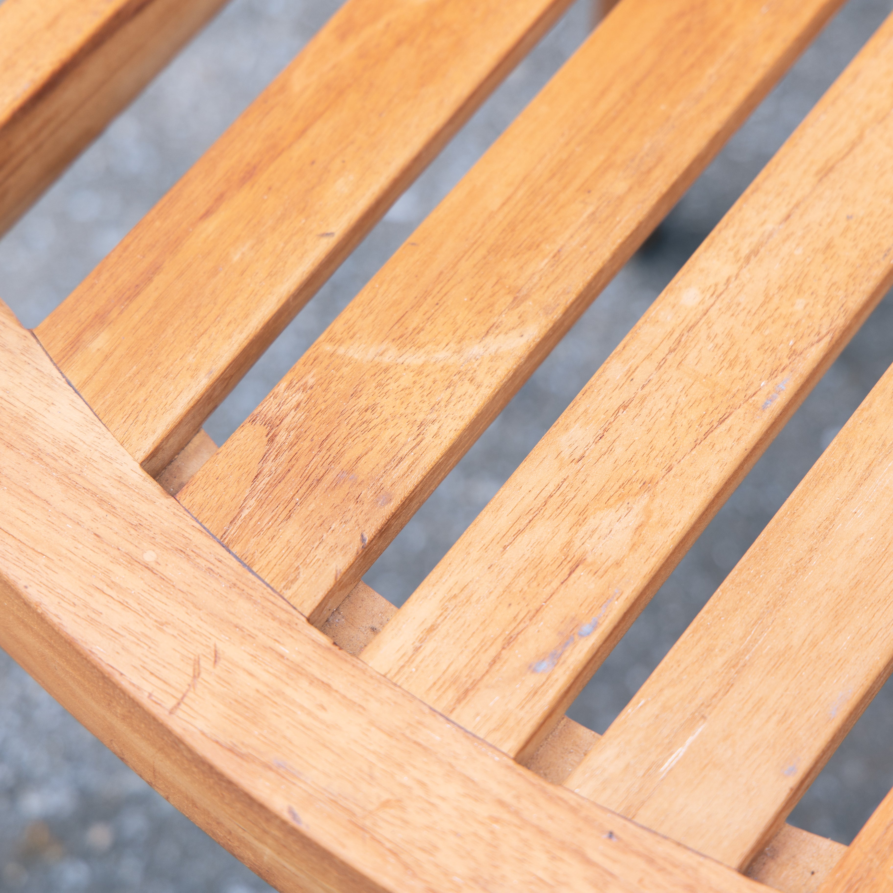 スタッキングチェア 36703 ジャービス商事［F-641］