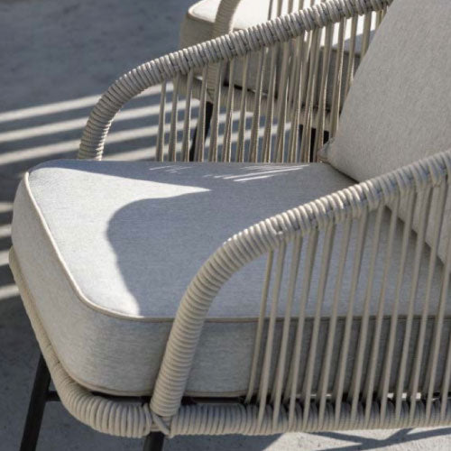 【関東地域限定販売商品】レヴール アームチェアー（シートバット1枚・背面クッション1個付）［F-860］