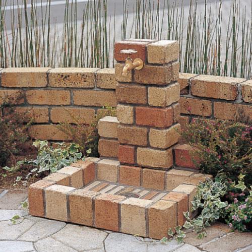 立水栓ユニット サークルタイプ・スクエアパン（オフホワイト）蛇口・補助蛇口付［W-369］